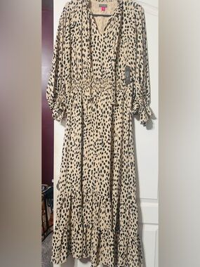 Vince Camuto Beige and Black Long Sleeve Animal Print Maxi Dress